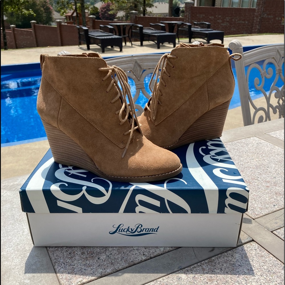 Lucky Brand Tan Suede Wedge Booties
